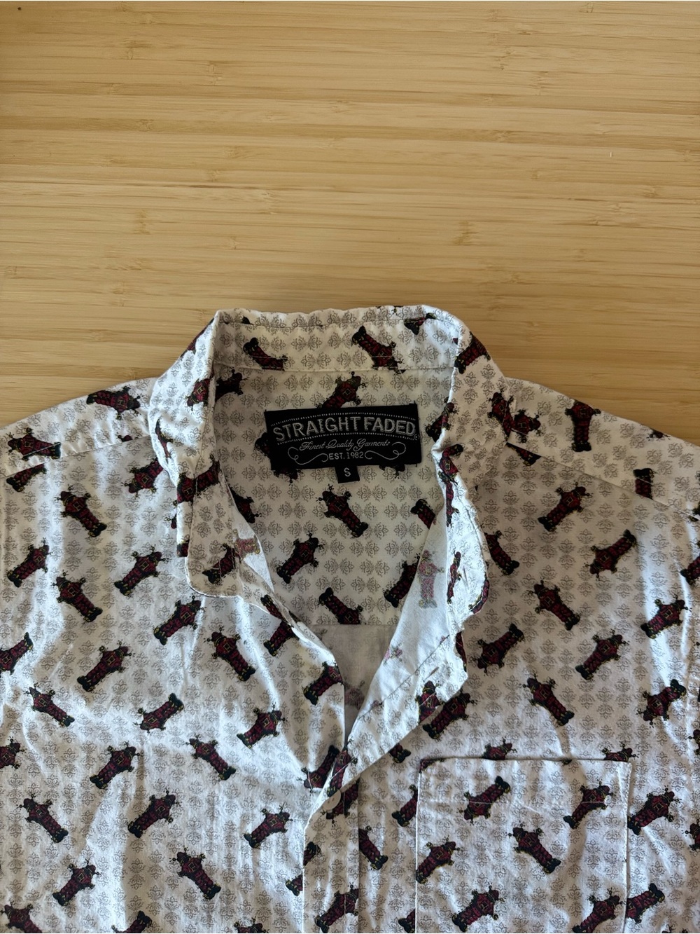 Men's White Short-Sleeve Printed Button-Down Shirt